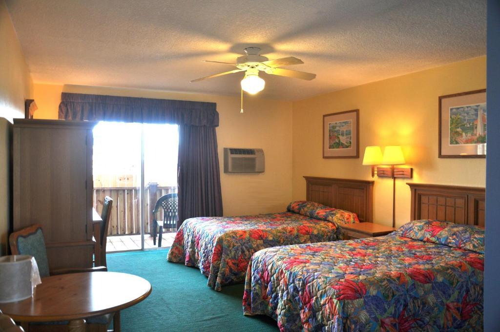 By The Beach Motel - Cocoa Beach Phòng bức ảnh